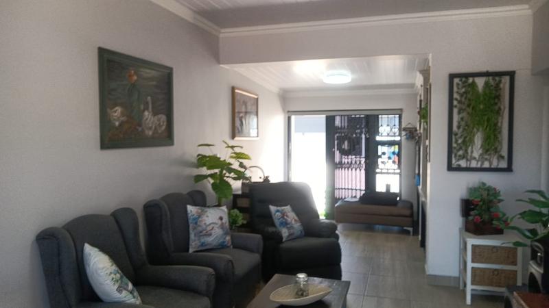2 Bedroom Property for Sale in Reebok Western Cape